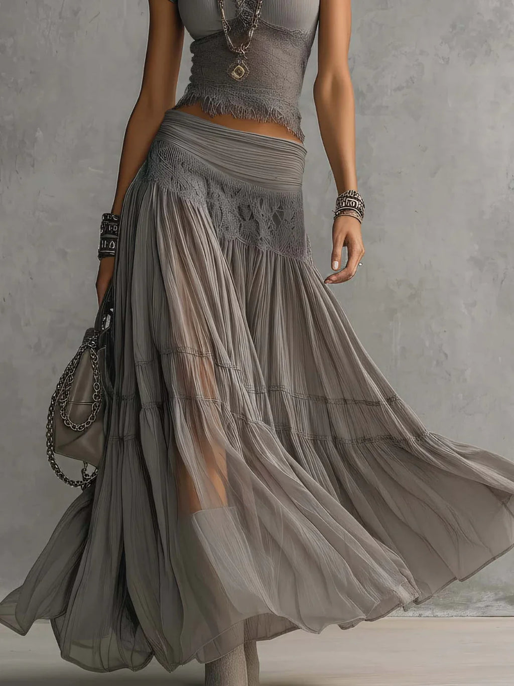 Africa Conjunto de Top Gris de Encaje Transparente y Falda Maxi Plisada