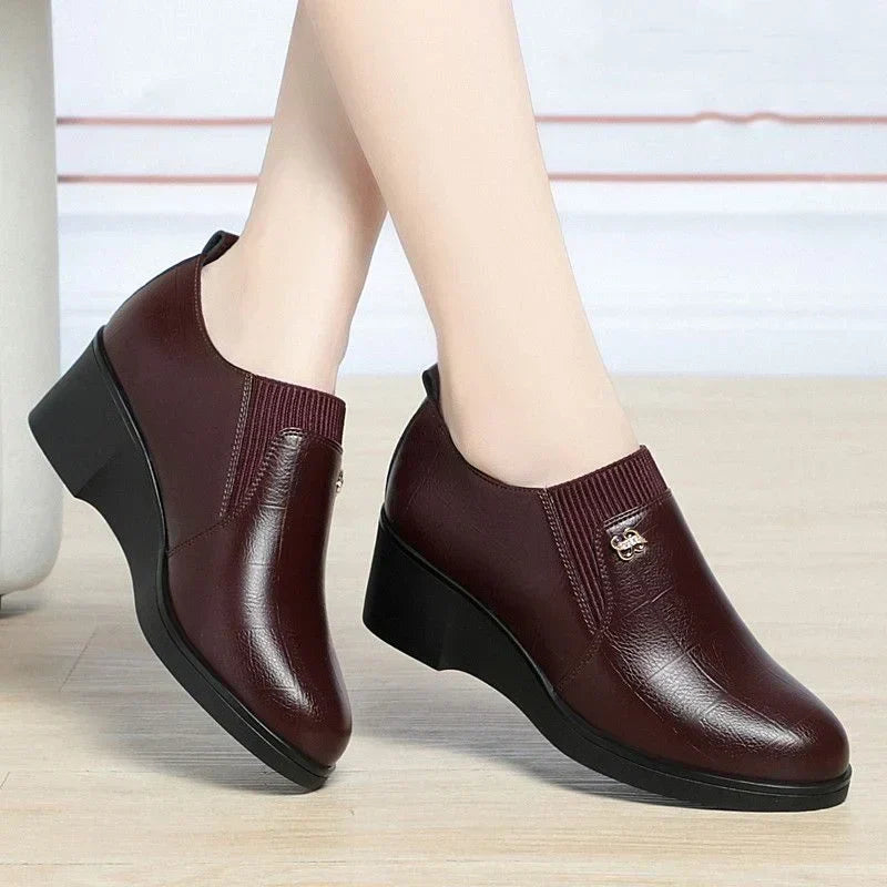 Zapatos de Cuña de Piel a la Moda