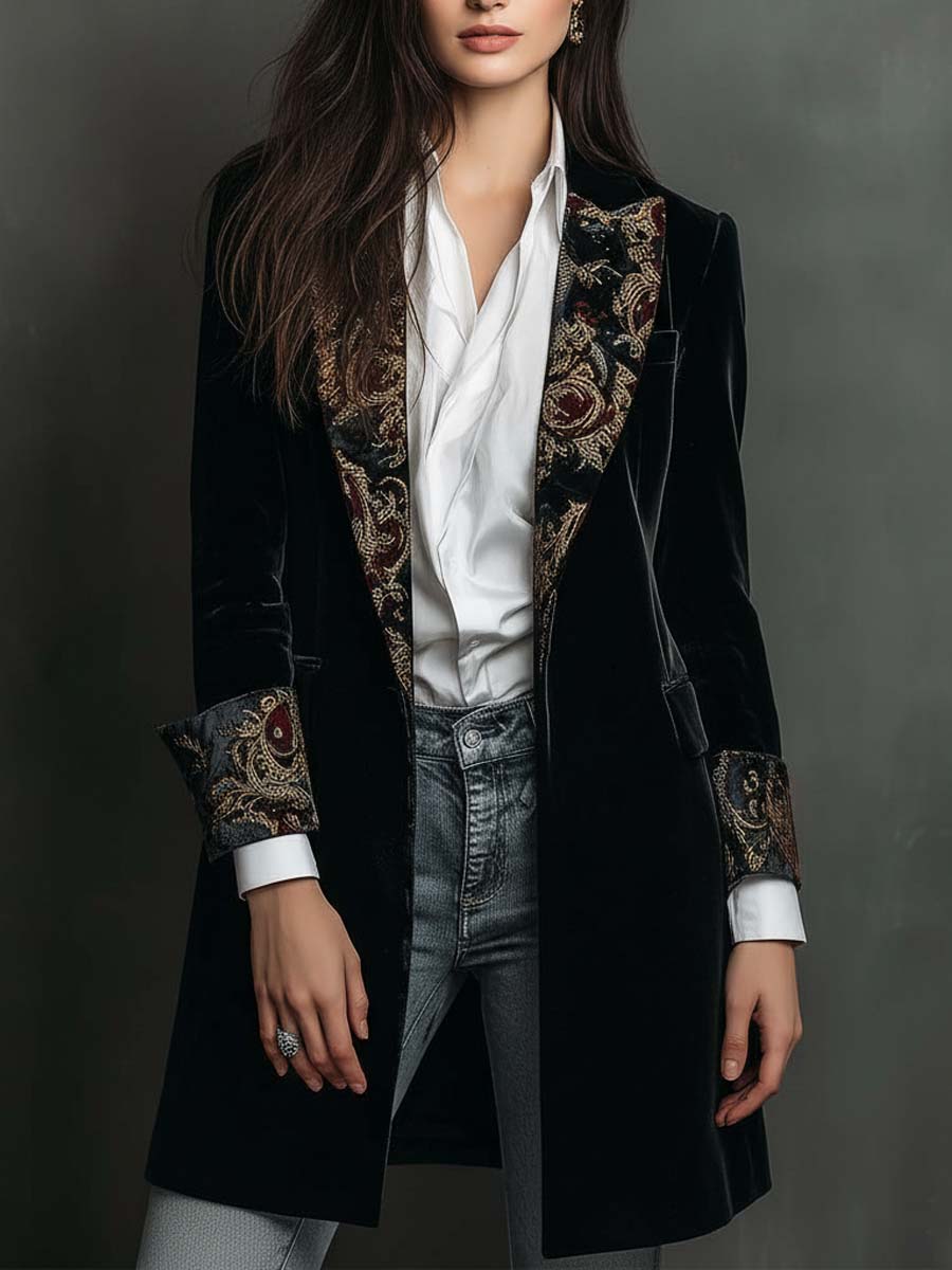 Blazer Slim Fit Negro con Revers y Estampado Barroco