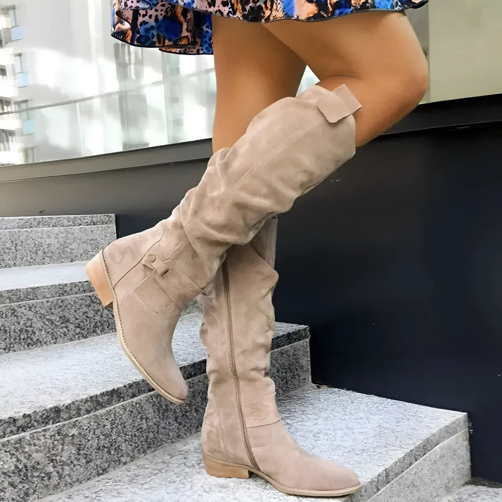 Botas Altas de Cuero con Cremallera Lateral