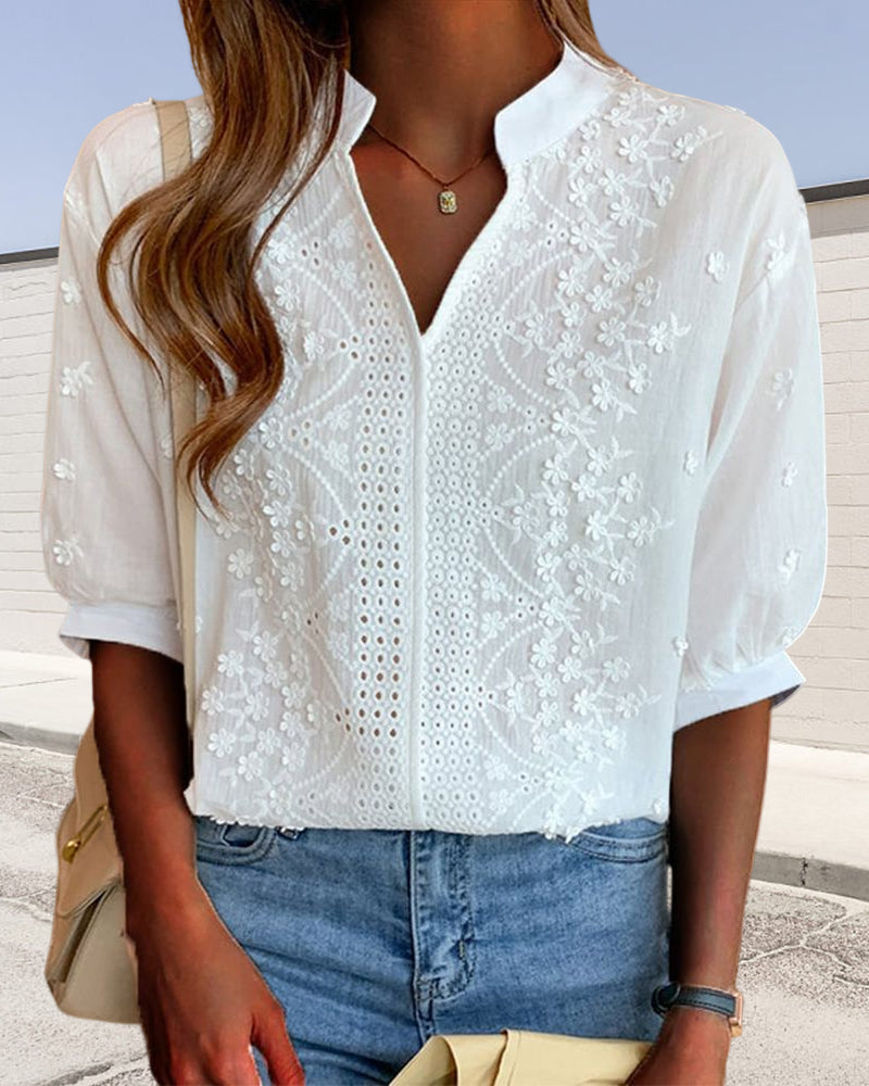 Carmen | Blusa con bordado y mangas sueltas con cuello en V