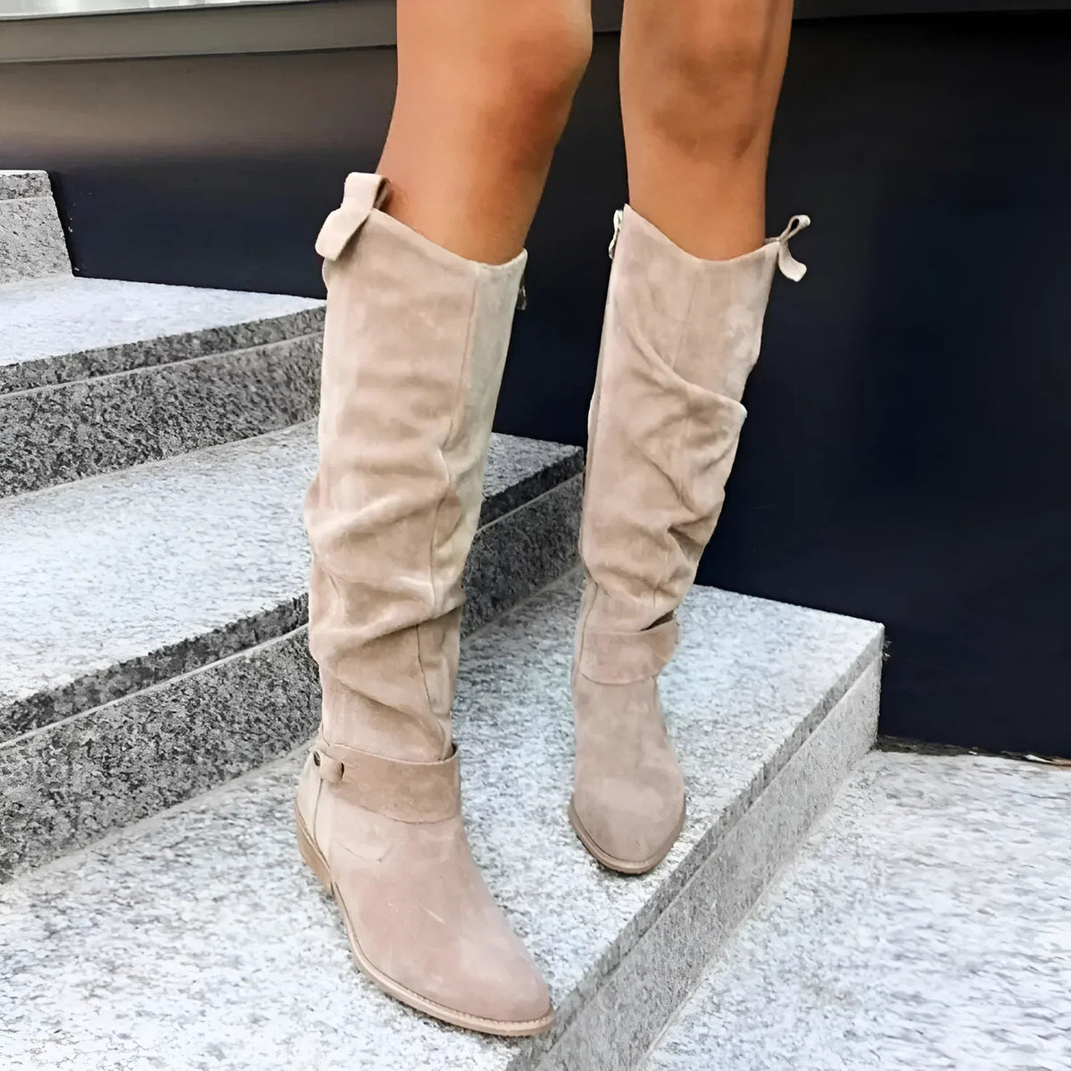 Botas Altas de Cuero con Cremallera Lateral