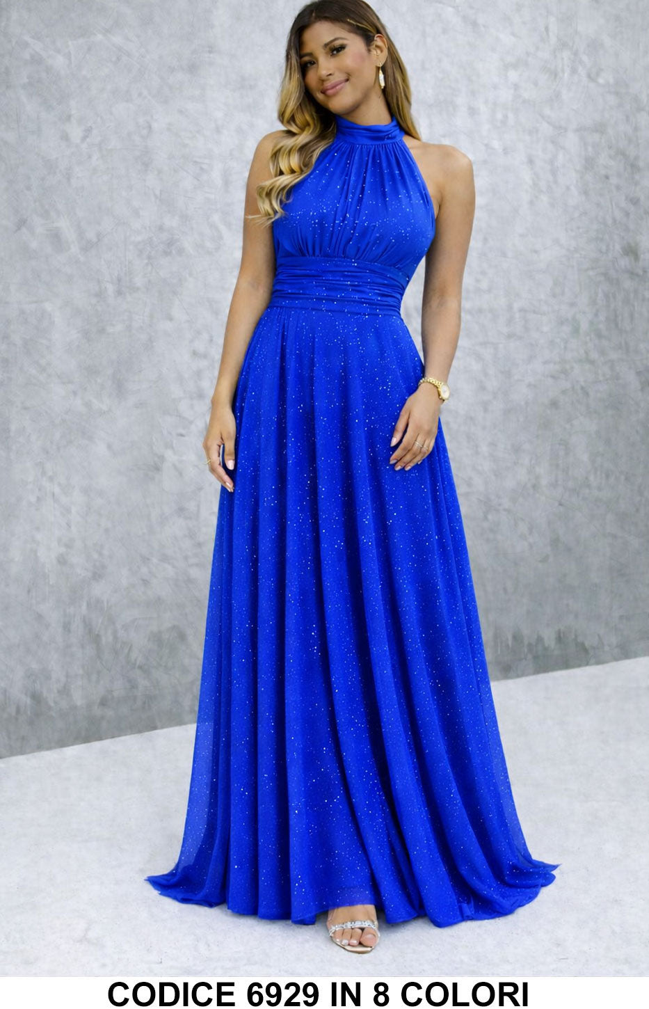 Vestido largo elegante con lentejuelas y escote americano