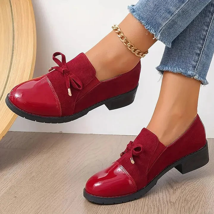 Mocasines Elegantes con Punta Redonda y Lazo Decorativo