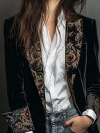 Blazer Slim Fit Negro con Revers y Estampado Barroco