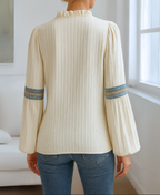 Itxaso | Blusa vintage con escote en V para mujer