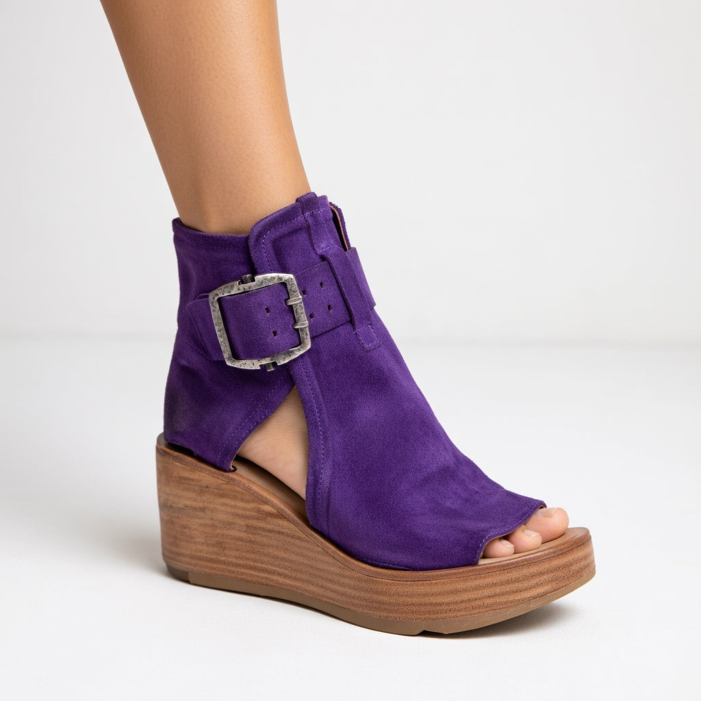 Botines de cuña con puntera al aire, estilo moderno