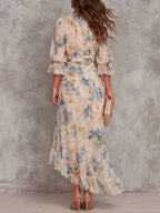 Aitana Vestido Maxi de Gasa con Estampado Floral, Cuello Alto y Bajo Asimétrico Beige