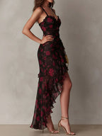 Lucía Vestido Chic Negro y Rojo con Estampado Floral y Volantes en el Bajo